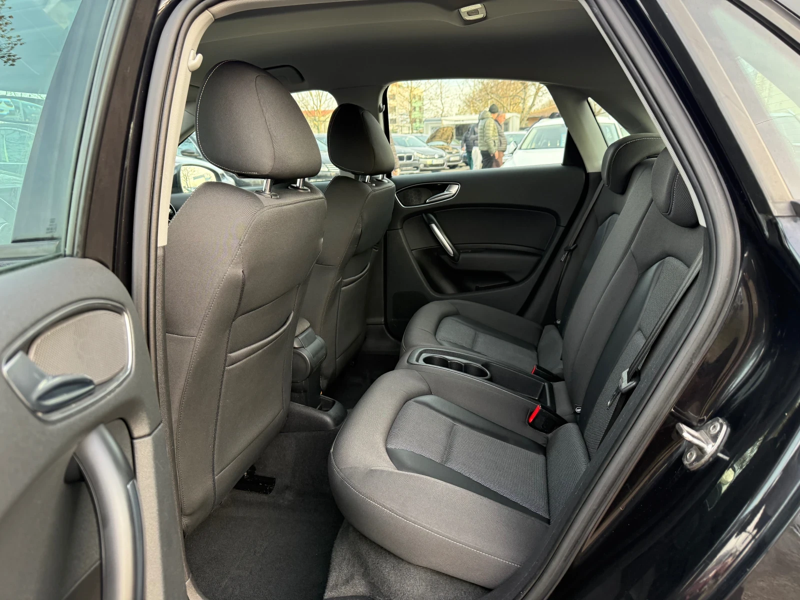 Audi A1 SPORTBACK 1.6TDI XENON NAVI - изображение 9