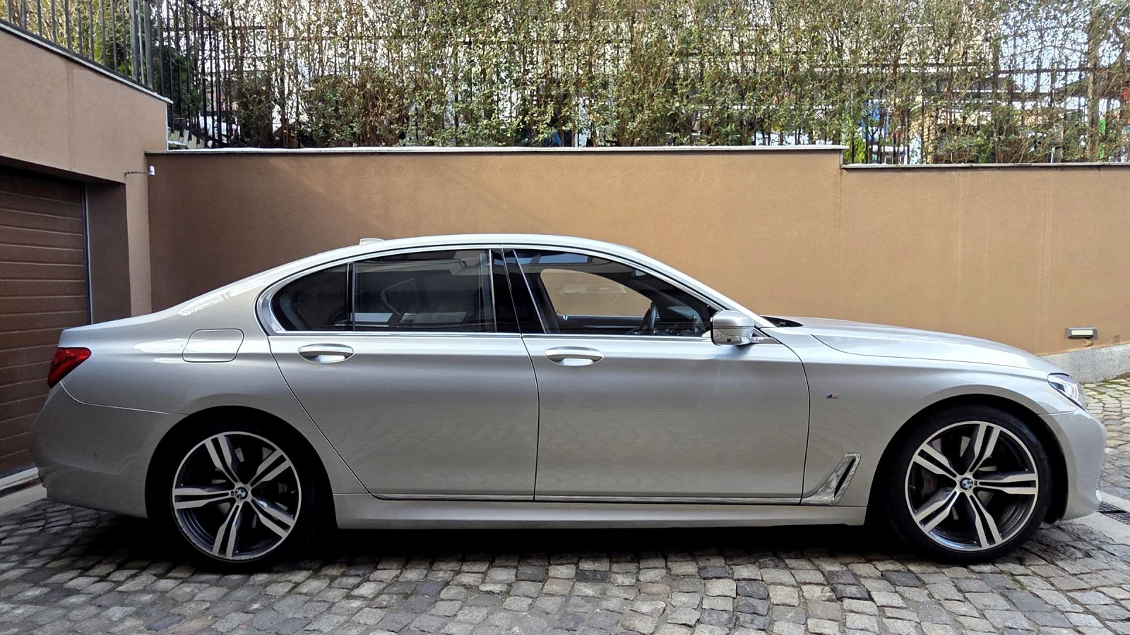 BMW 750 �Packet/Laser/Harman Kardon | Mobile.bg � ����������� 2