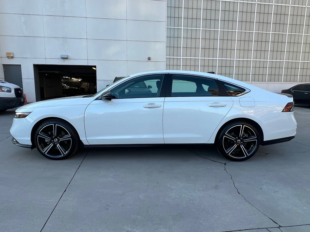 Honda Accord Hybrid Sport HONDA CERTIFIED  - изображение 8