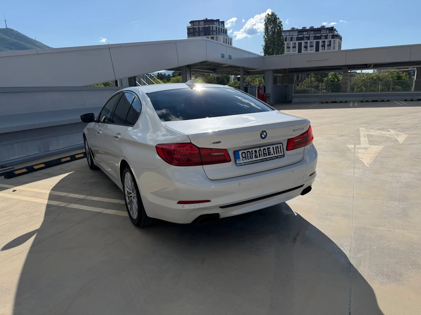 BMW 540, снимка 4 - Автомобили и джипове - 54691932
