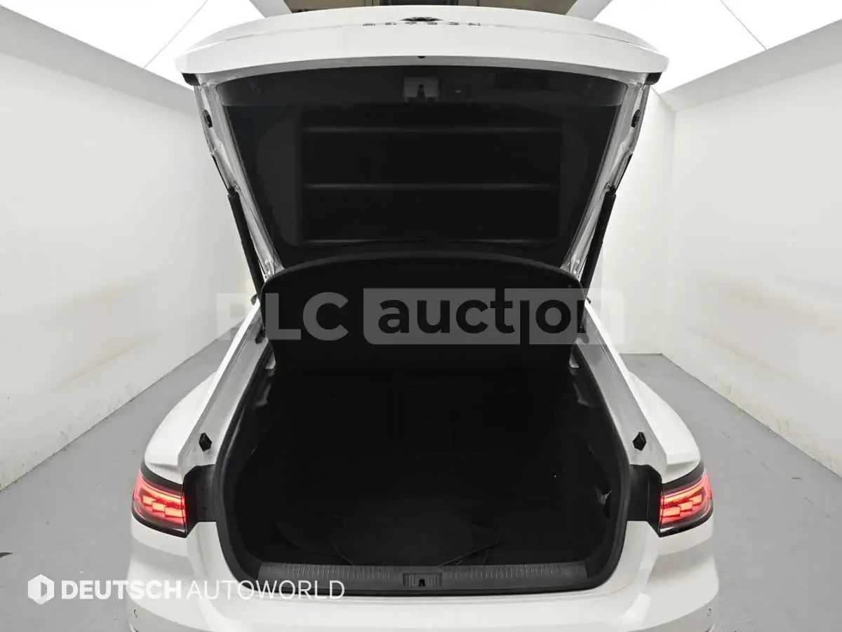 VW Arteon 2.0TDI| 360| DIGITAL| HEAD UP| PANO| ВКЛ.ТЕХНОТЕСТ, снимка 15 - Автомобили и джипове - 54761827