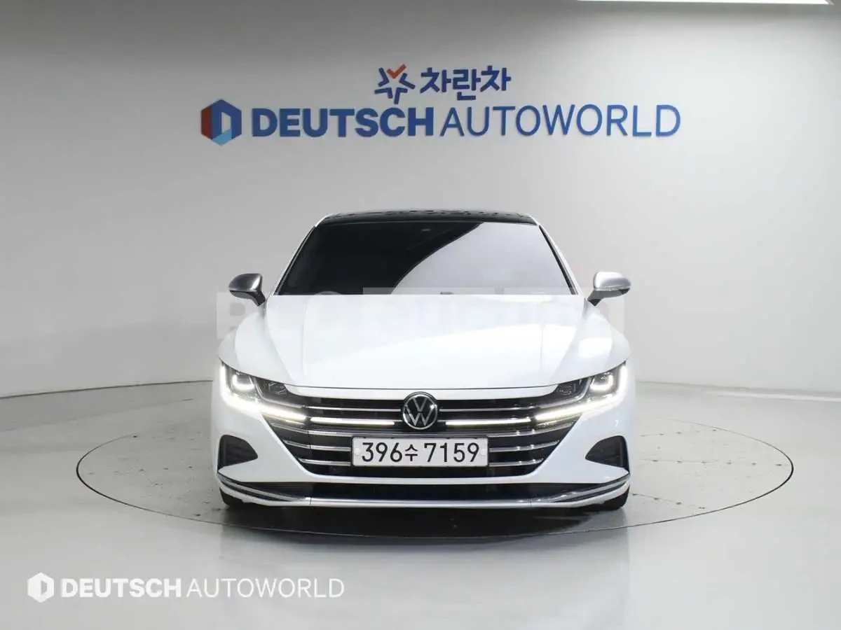 VW Arteon 2.0TDI| 360| DIGITAL| HEAD UP| PANO| ВКЛ.ТЕХНОТЕСТ, снимка 4 - Автомобили и джипове - 54761827
