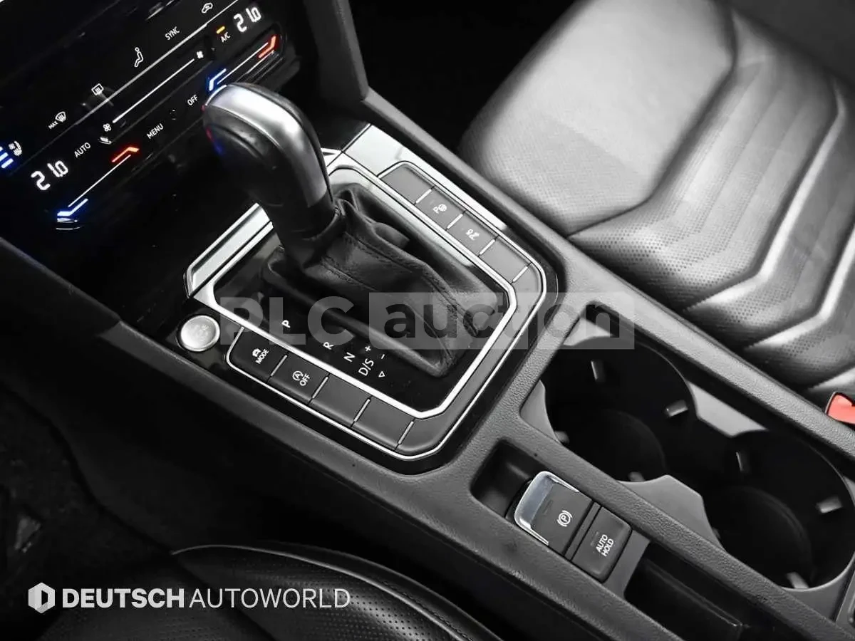 VW Arteon 2.0TDI| 360| DIGITAL| HEAD UP| PANO| ВКЛ.ТЕХНОТЕСТ, снимка 8 - Автомобили и джипове - 54761827