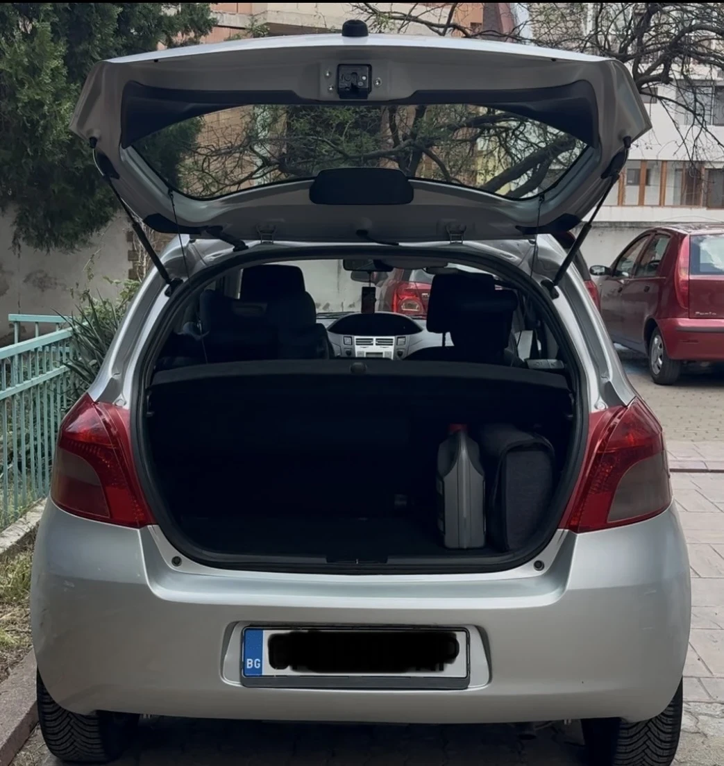 Toyota Yaris, снимка 4 - Автомобили и джипове - 54856101