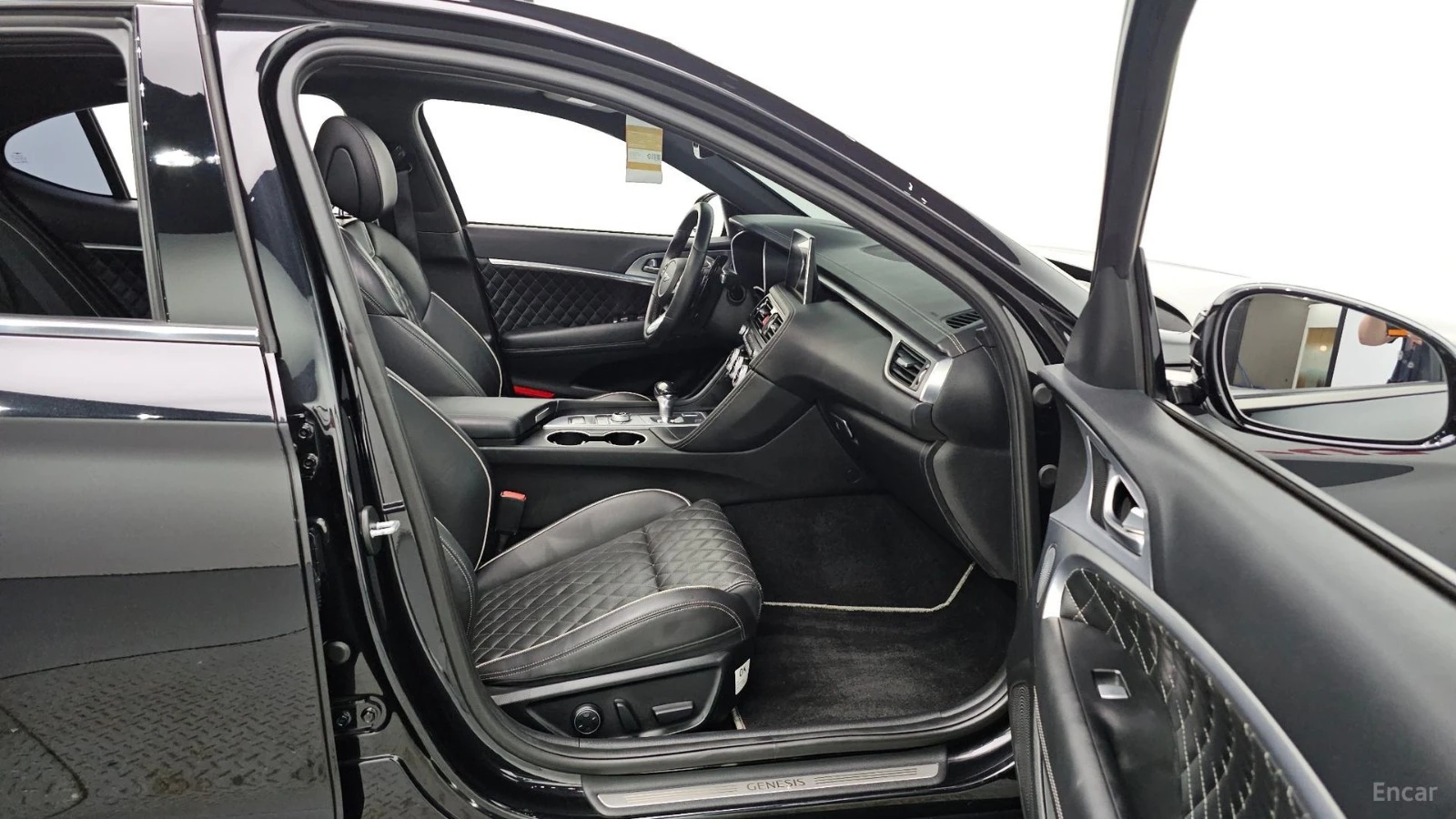 Genesis G70 3.3T SPORT PRESTIGE* HUD* КОЖА* НАВИ* ПАНО, снимка 16 - Автомобили и джипове - 55508904