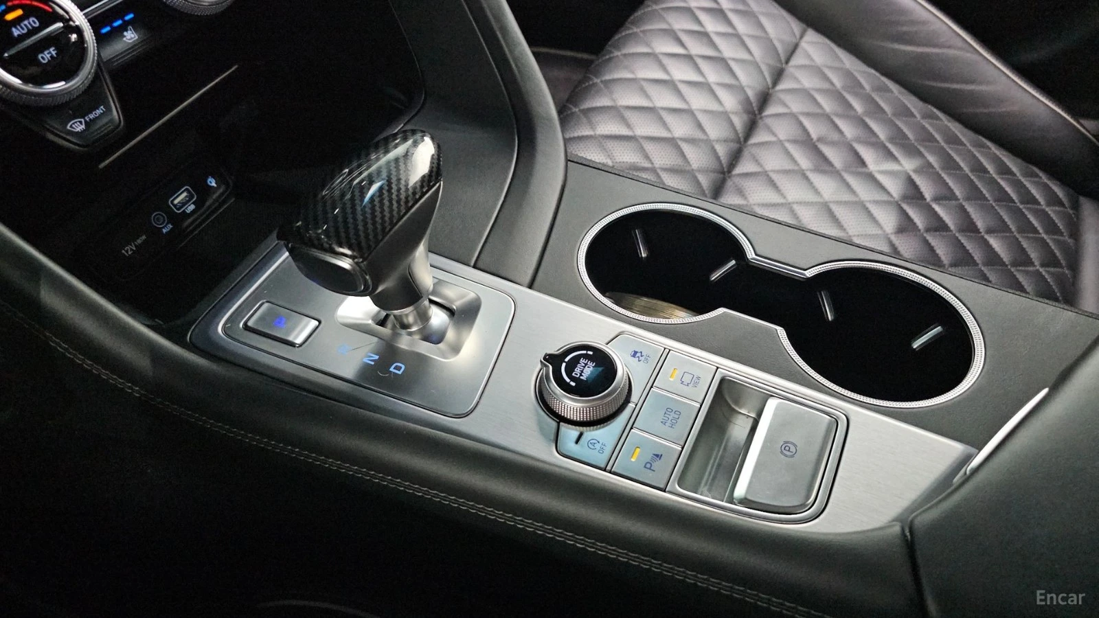 Genesis G70 3.3T SPORT PRESTIGE* HUD* КОЖА* НАВИ* ПАНО, снимка 8 - Автомобили и джипове - 55508904