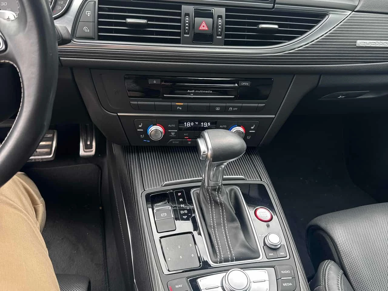 Audi S6 CARFAX /Кожа/Нави/Подгрев/Панорама/КЛИП, снимка 9 - Автомобили и джипове - 55582167