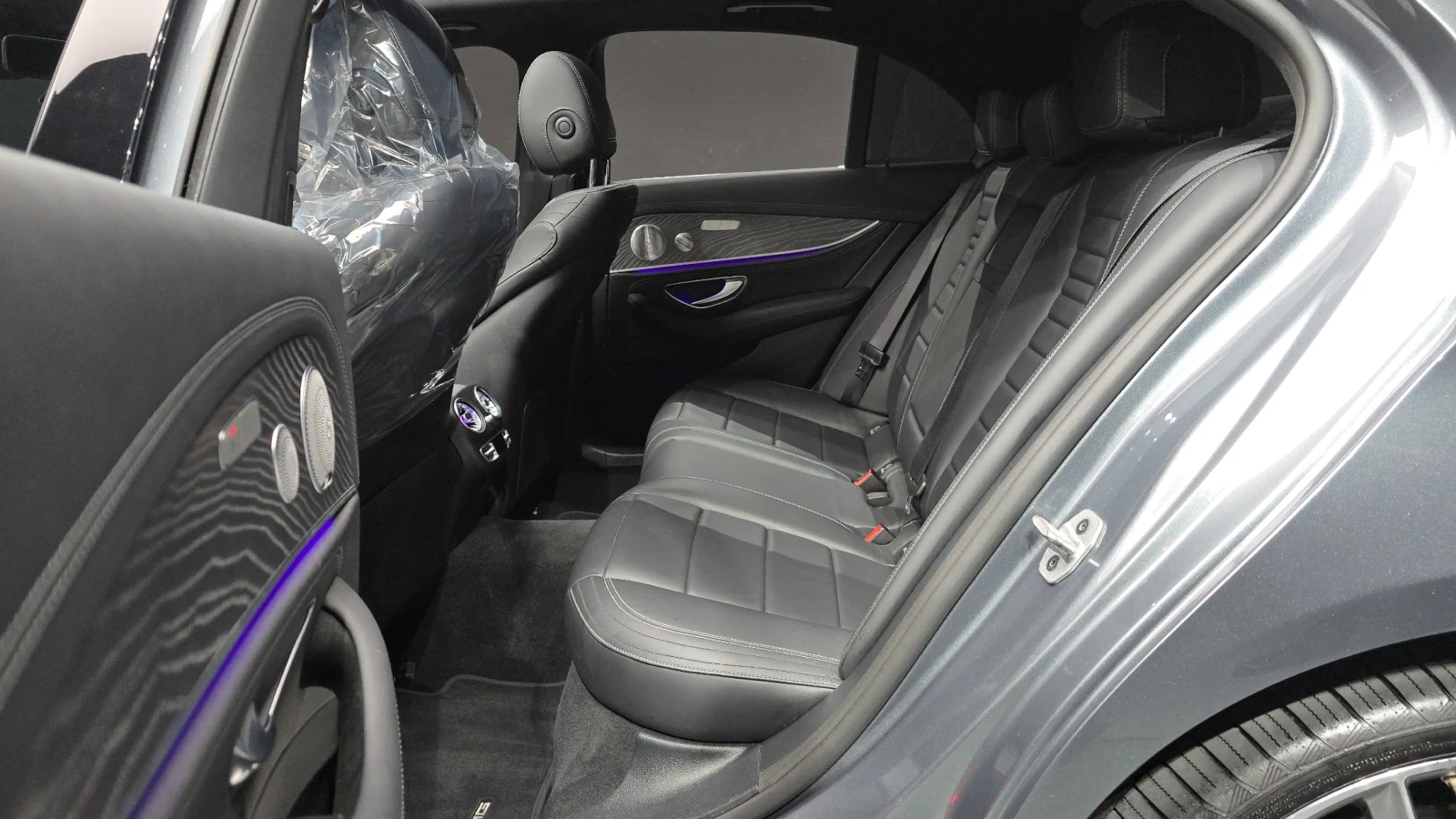 Mercedes-Benz E 350 4MATIC AMG LINE * КРАЙНА ЦЕНА* FULL MAX, снимка 7 - Автомобили и джипове - 56242667