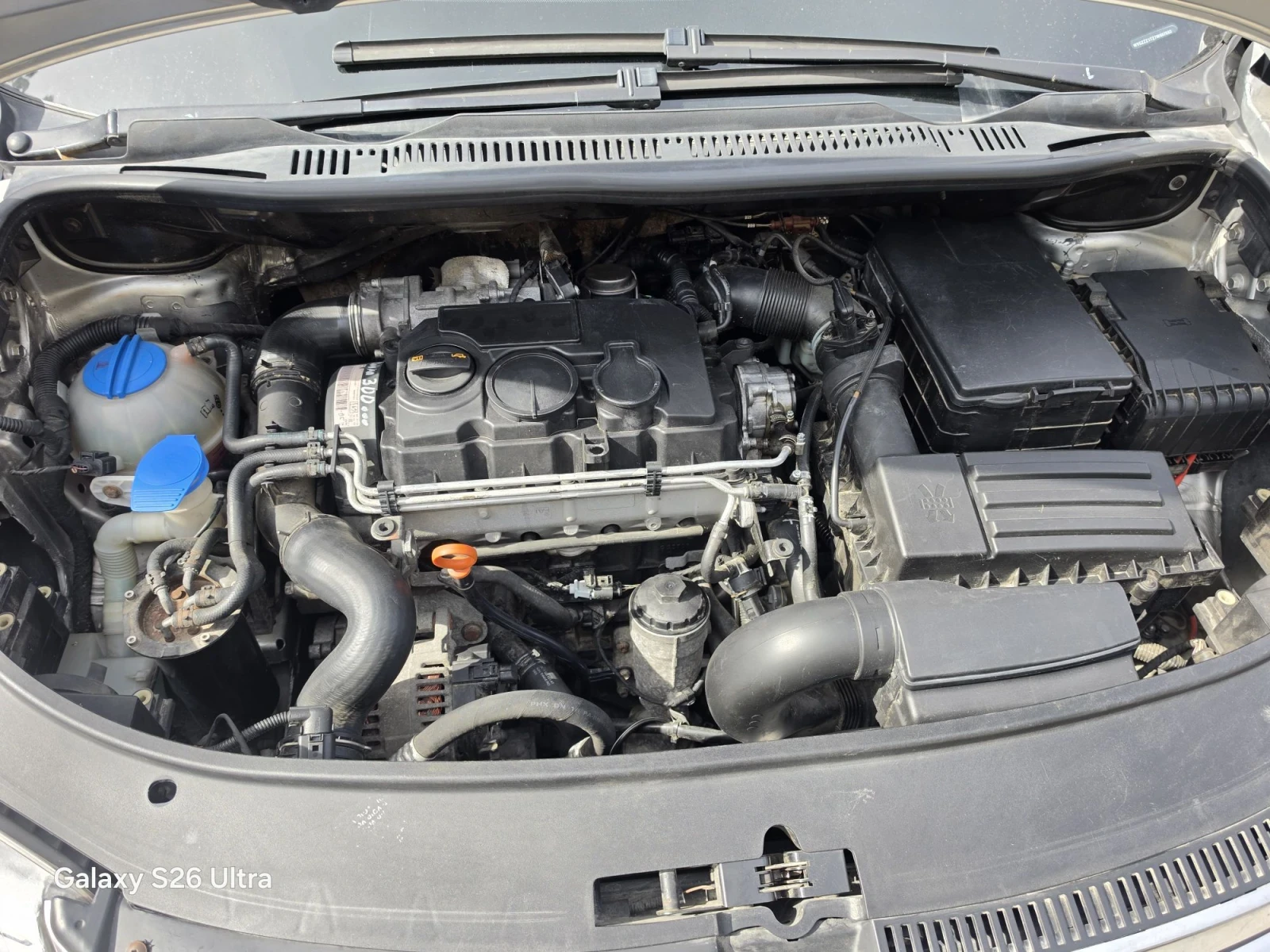 VW Touran 1.9 tdi 105 ks.2007 godina, снимка 10 - Автомобили и джипове - 56324990