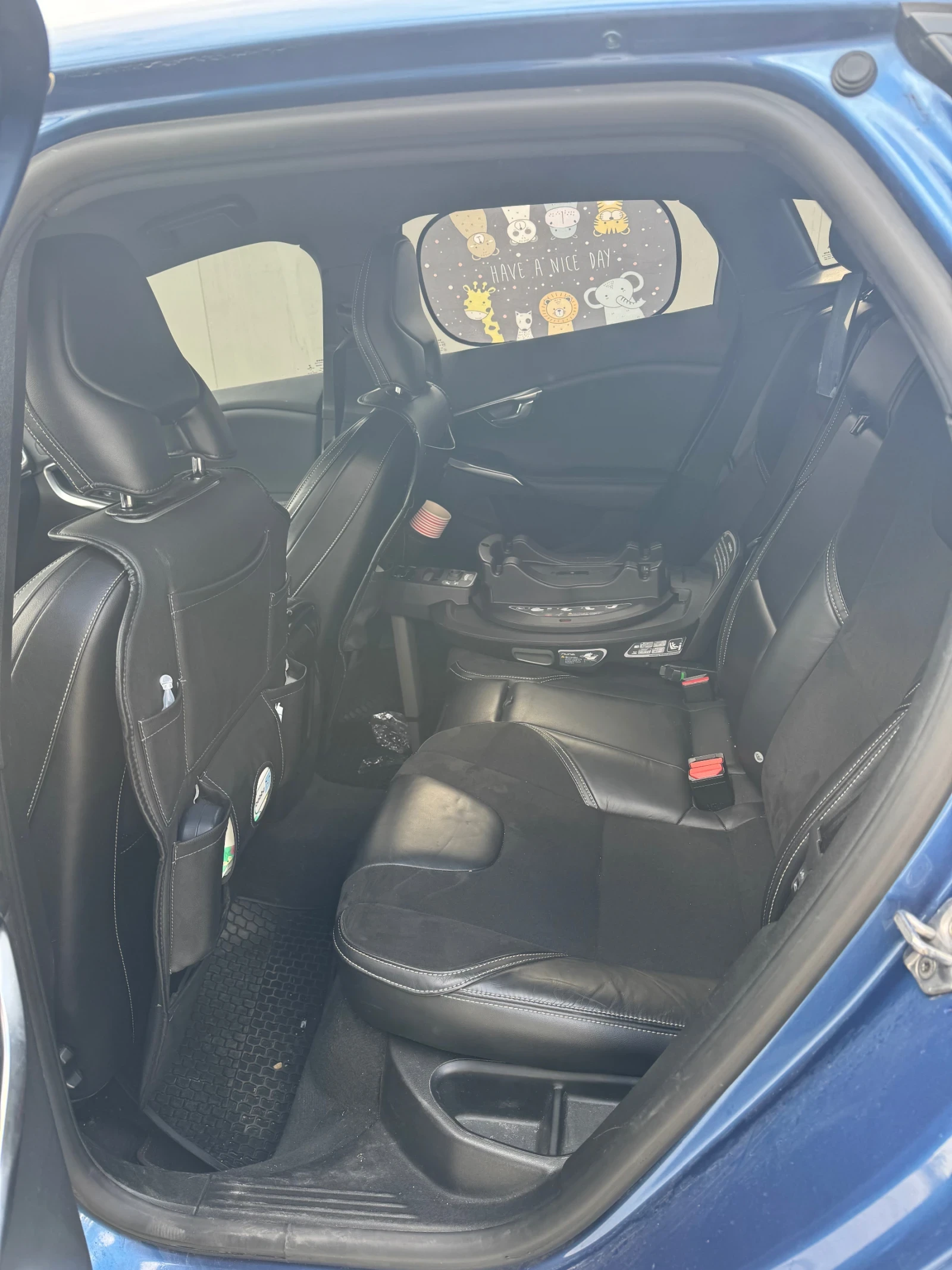 Volvo V40 D2, снимка 6 - Автомобили и джипове - 56647434