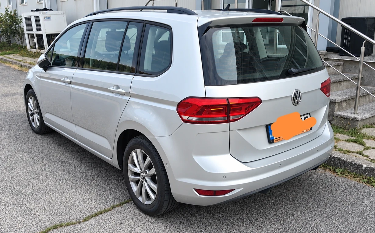 VW Touran, снимка 2 - Автомобили и джипове - 56658106