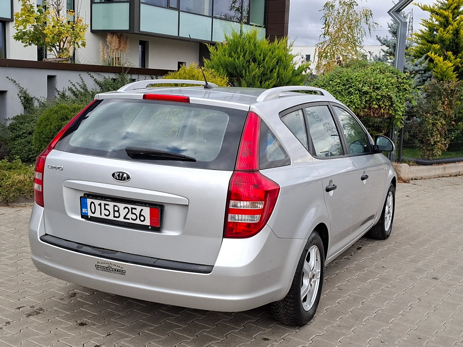 Kia Ceed 1.4i* (109кс)* * * HOB BHOС* * * , снимка 13 - Автомобили и джипове - 56683949