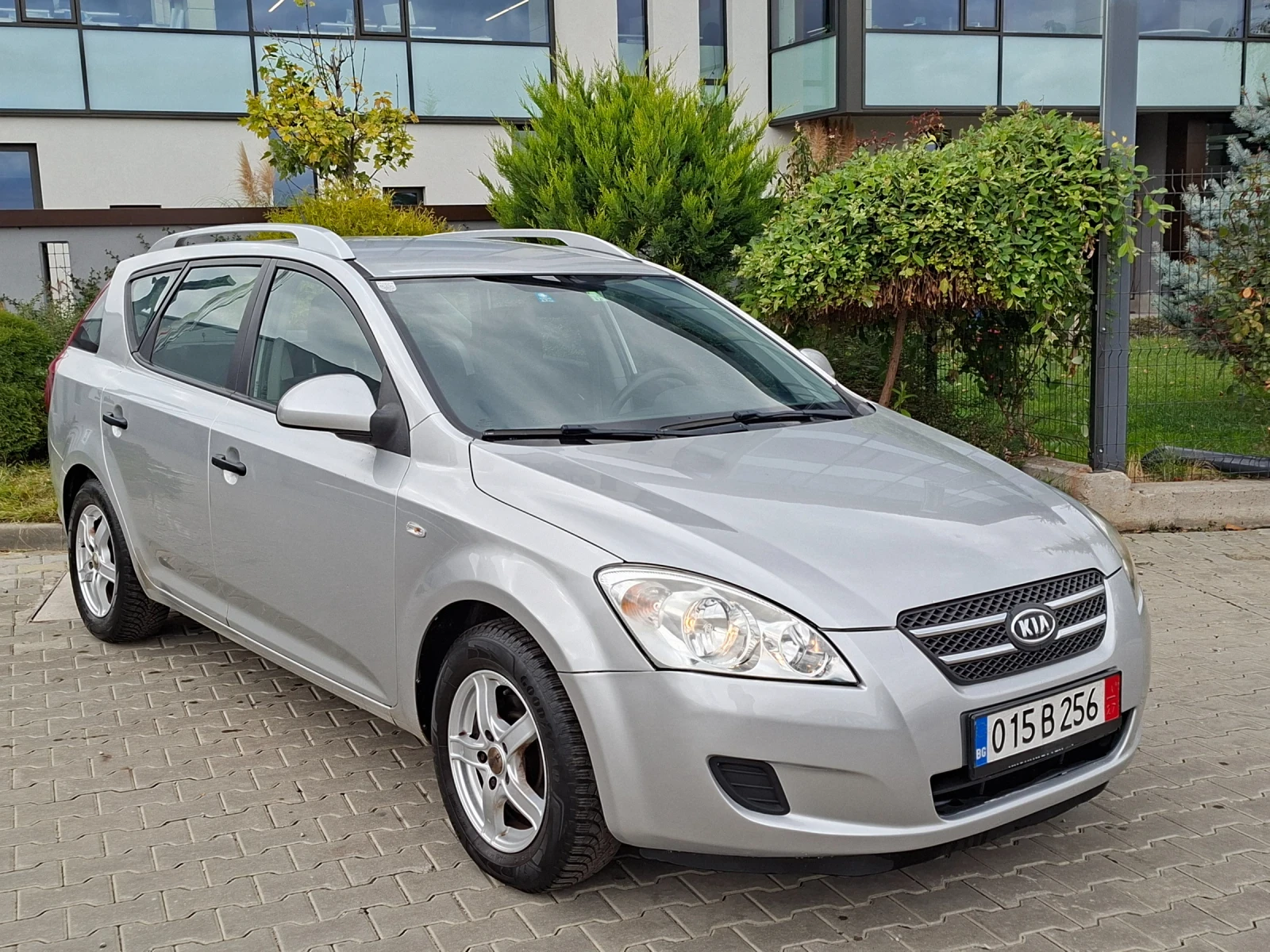 Kia Ceed 1.4i* (109кс)* * * HOB BHOС* * * , снимка 11 - Автомобили и джипове - 56683949