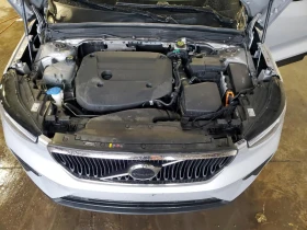 Volvo XC40 AWD, снимка 12