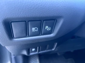 Toyota C-HR 1.8 Hybrid  | Mobile.bg    11