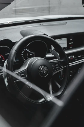 Alfa Romeo Stelvio 2.2 q4 209hp - 16500 € / 32271.19 лв. - 77700569 9