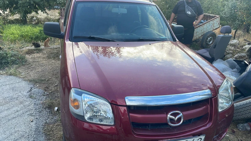 Mazda BT-50 2.5 tdci, снимка 3 - Автомобили и джипове - 42545193