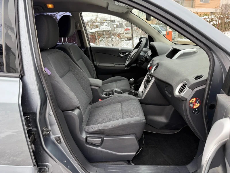 Renault Koleos 2.0 dCi (150 кс) 4x4/Нови Зимни гуми/Обслужен/Рег., снимка 12 - Автомобили и джипове - 48695613