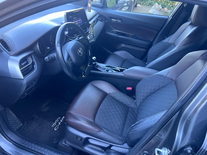 Toyota C-HR 1.8 Hybrid , снимка 8 - Автомобили и джипове - 51775700