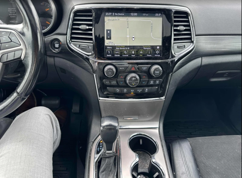 Jeep Grand cherokee Altitude, снимка 9 - Автомобили и джипове - 52429516