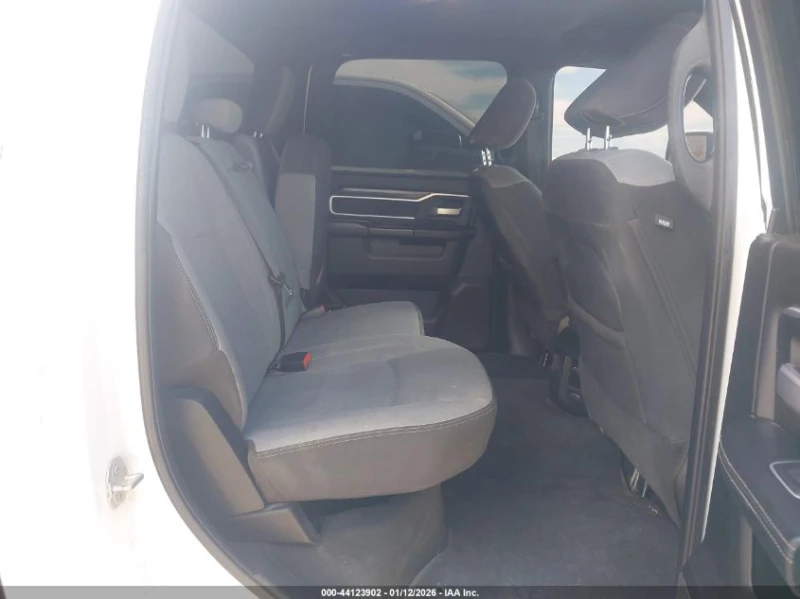 Dodge RAM 2500 6.7L I-6 DI, TURBO, 370HP 4X4 Drive, снимка 13 - Автомобили и джипове - 53114250