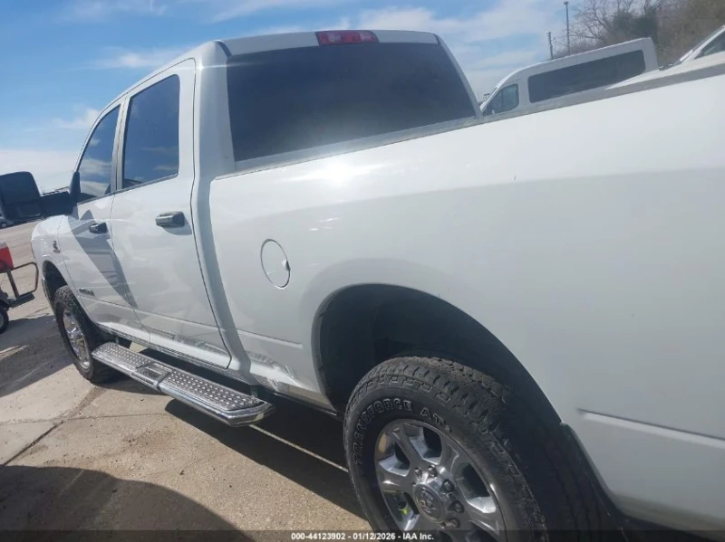 Dodge RAM 2500 6.7L I-6 DI, TURBO, 370HP 4X4 Drive, снимка 6 - Автомобили и джипове - 53114250