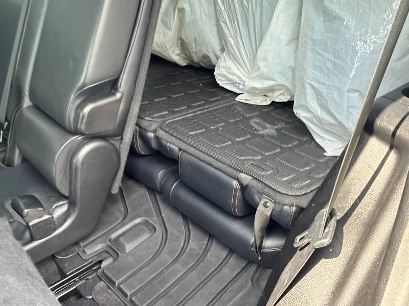 Toyota Highlander * AWD XLE * 7 МЕСТЕН * КОМПЛЕКТ ГУМИ * ДИСТРОНИК, снимка 17 - Автомобили и джипове - 55750583