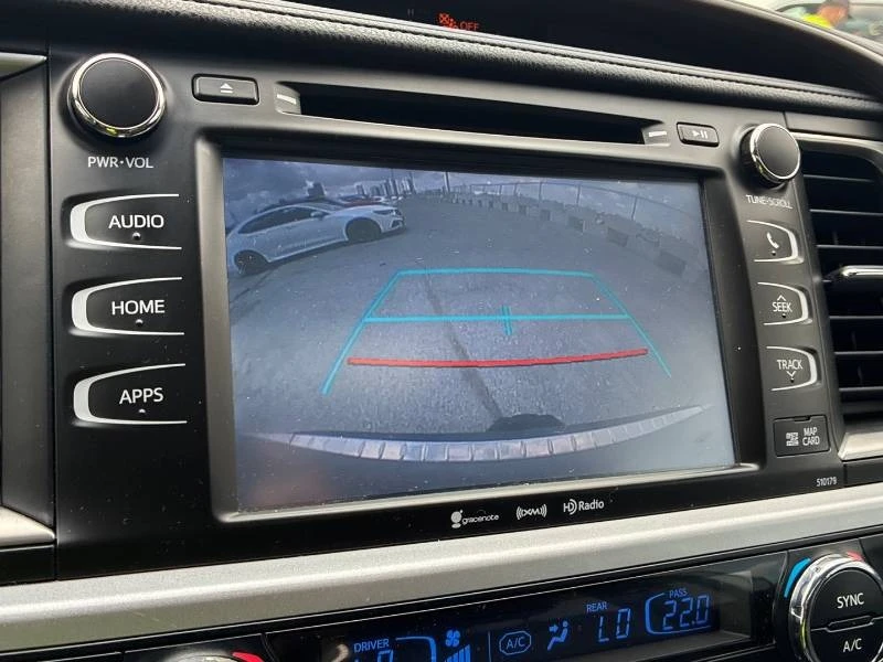 Toyota Highlander * AWD XLE * 7 МЕСТЕН * КОМПЛЕКТ ГУМИ * ДИСТРОНИК, снимка 10 - Автомобили и джипове - 55750583