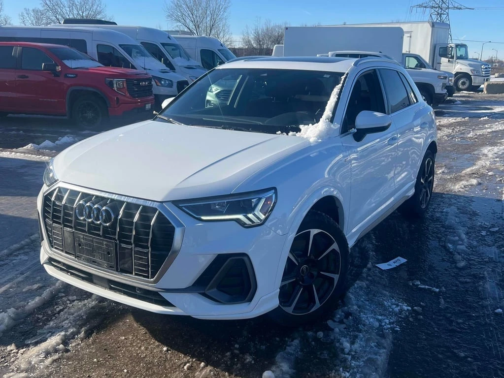 Audi Q3 * Progressiv * CARFAX * БЕЗ ПЪРВОНАЧАЛНА ВНОСКА, снимка 1