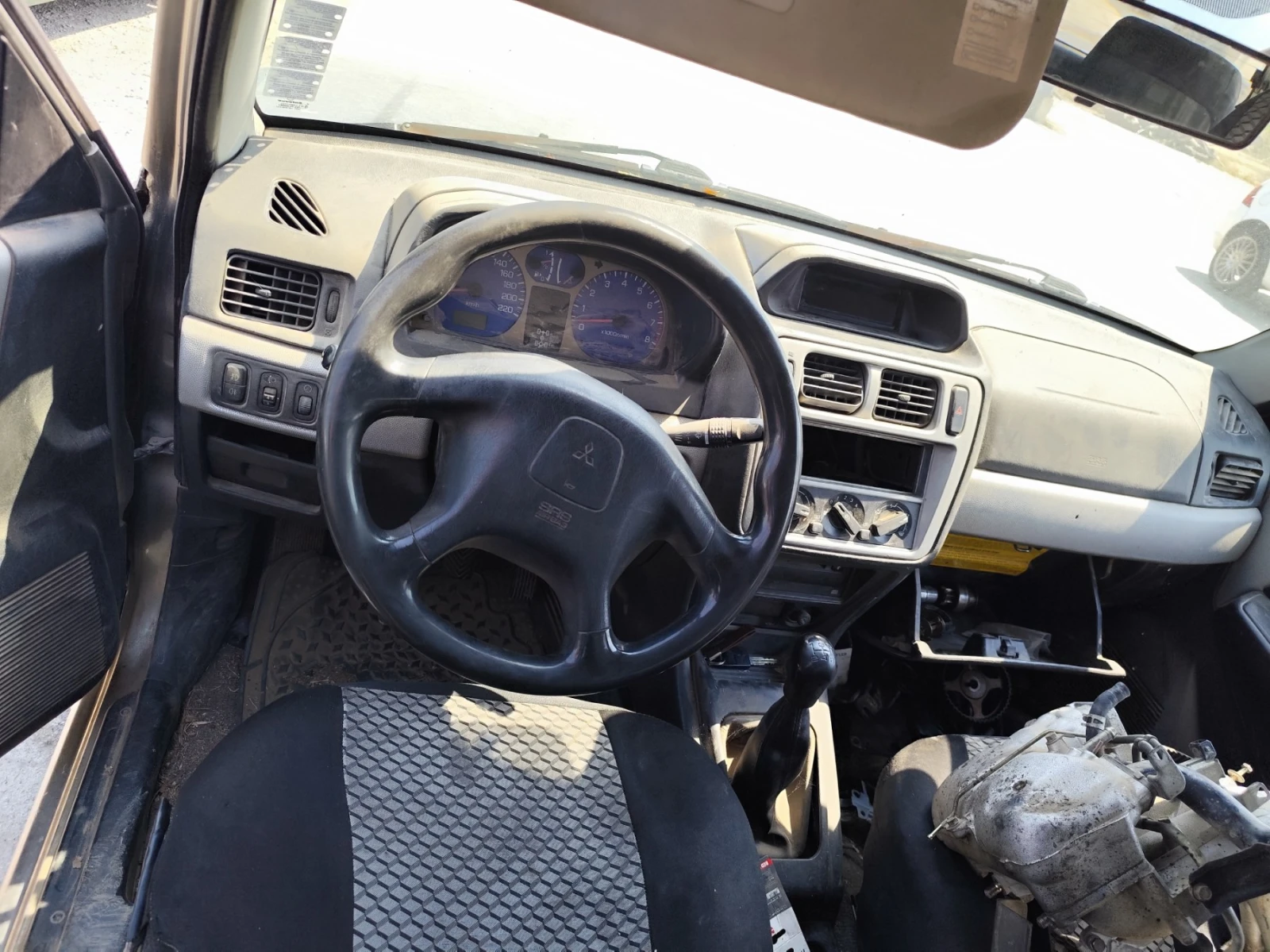 Mitsubishi Pajero pinin 1.8 - изображение 5