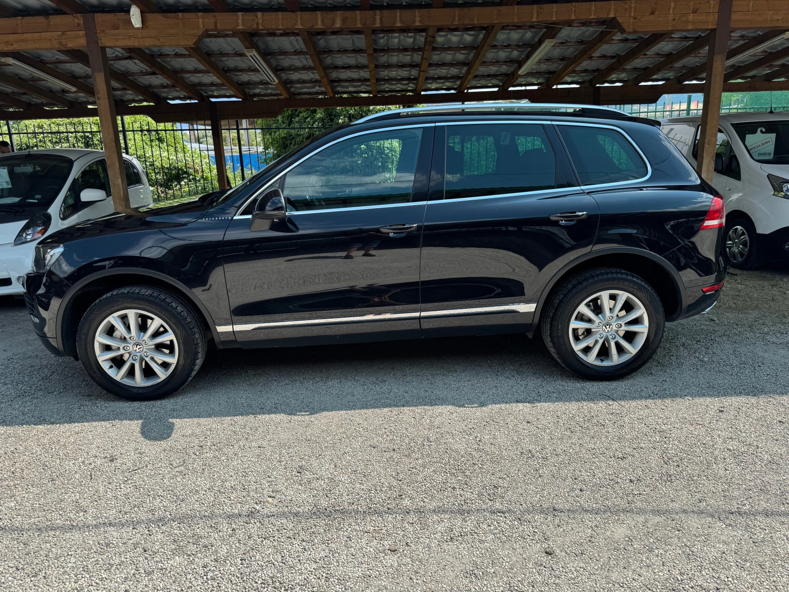 VW Touareg 3.0 TDI 245k.c. - изображение 6