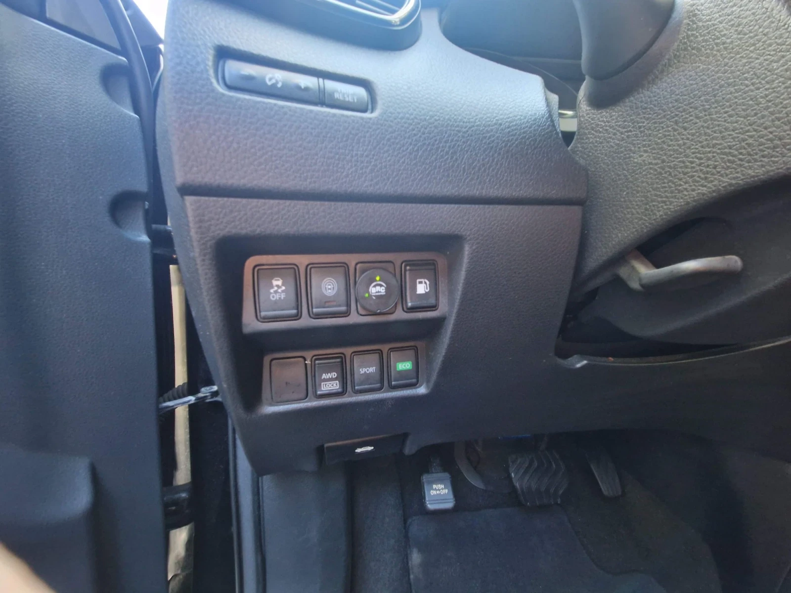 Nissan Rogue SV 4x4 газ  - изображение 4