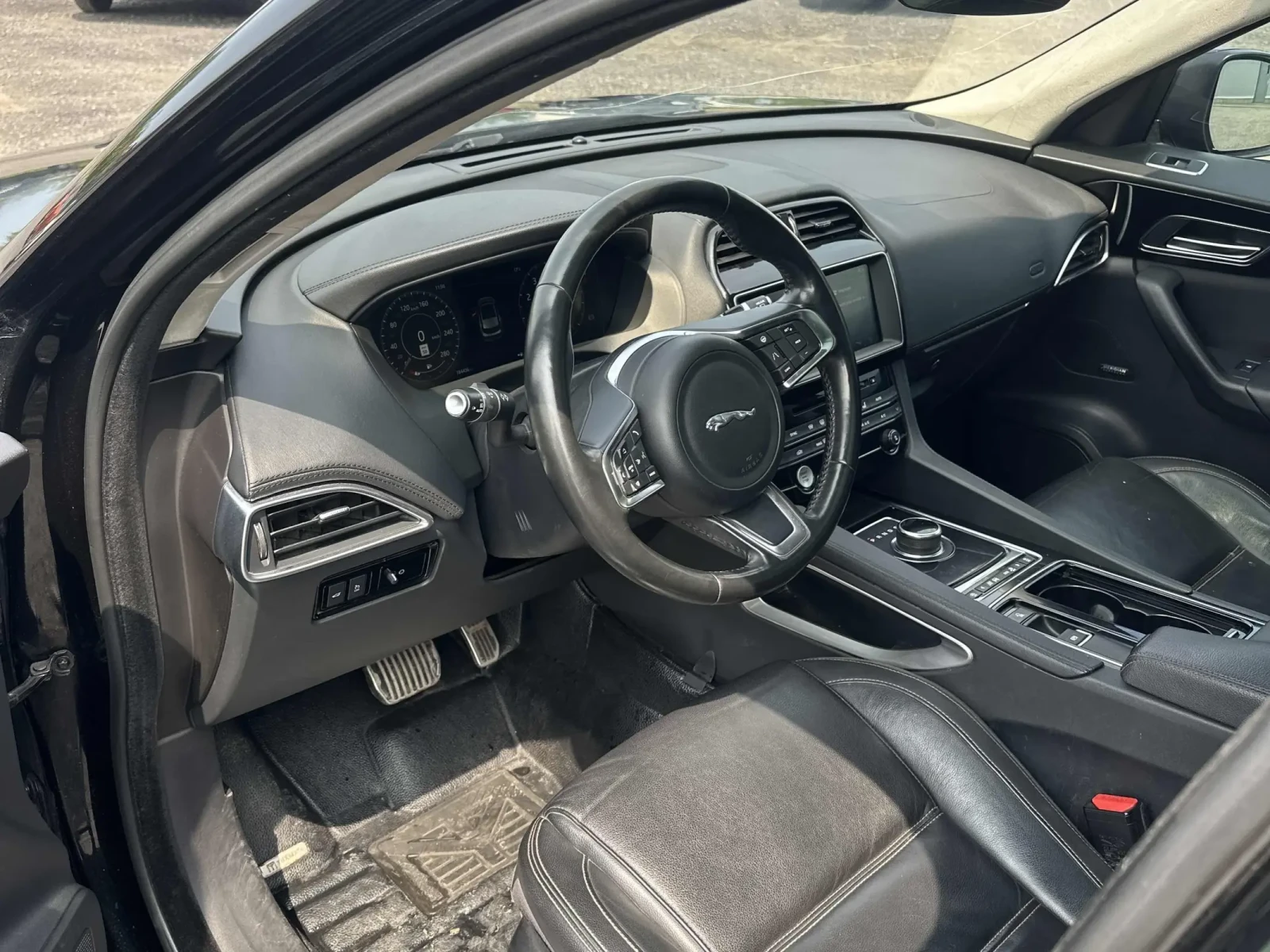 Jaguar F-PACE * PRESTIGE * CARFAX * БЕЗ ПЪРВОНАЧАЛНА ВНОСКА - изображение 5
