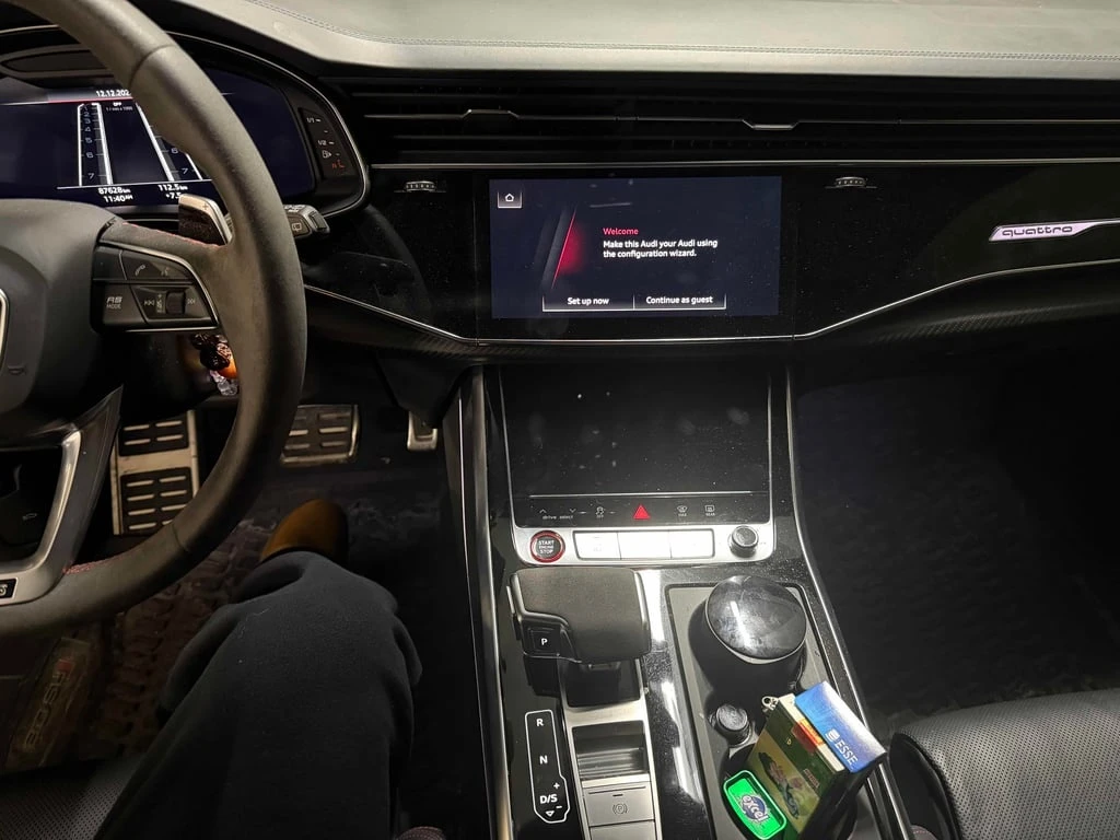 Audi RSQ8 * 4.0 TFSI quattro * CARFAX * ЦЕНА ДО БГ - изображение 8