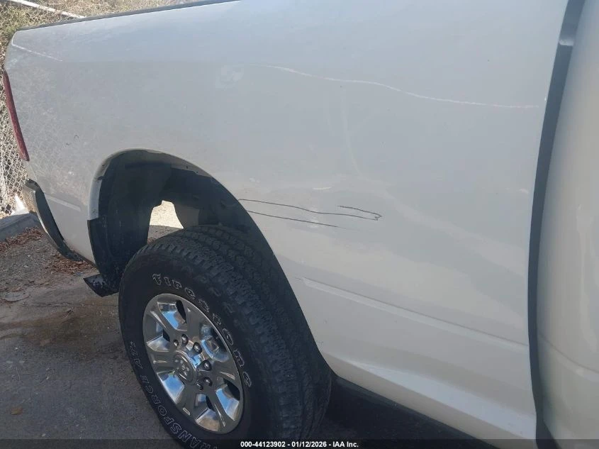 Dodge RAM 2500 6.7L I-6 DI, TURBO, 370HP 4X4 Drive | Mobile.bg � ����������� 11