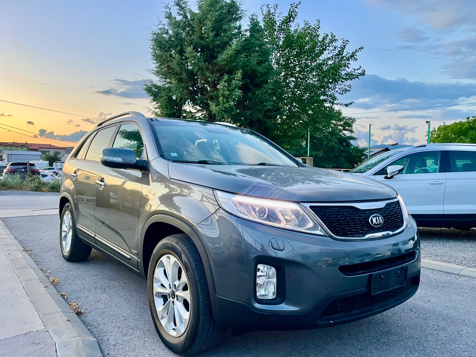 Kia Sorento 2.0 CRDI 4x4 - 7 ����� / Euro 6B | Mobile.bg � ����������� 3