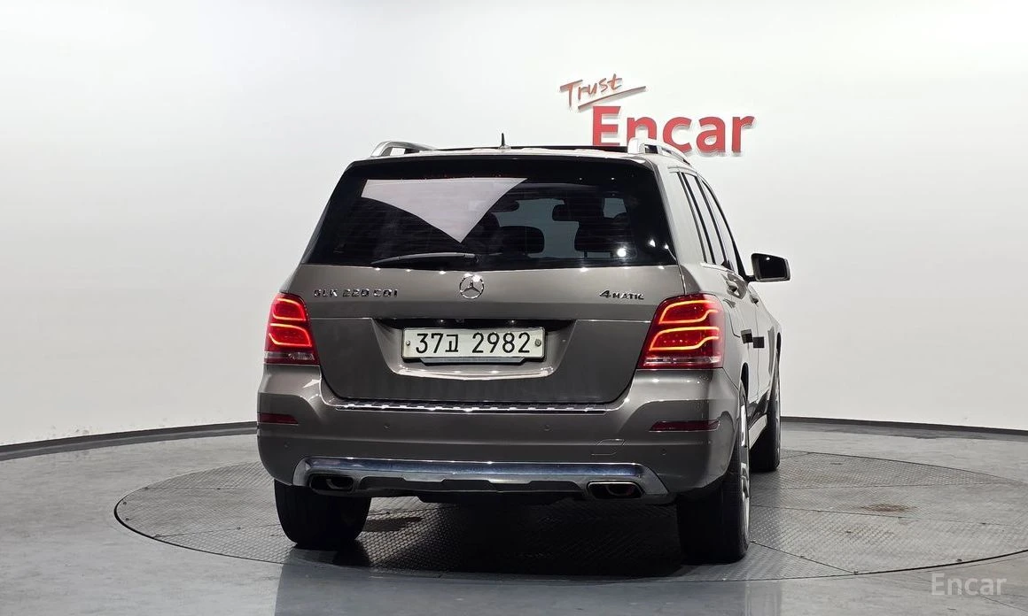 Mercedes-Benz GLK, снимка 4 - Автомобили и джипове - 53970848