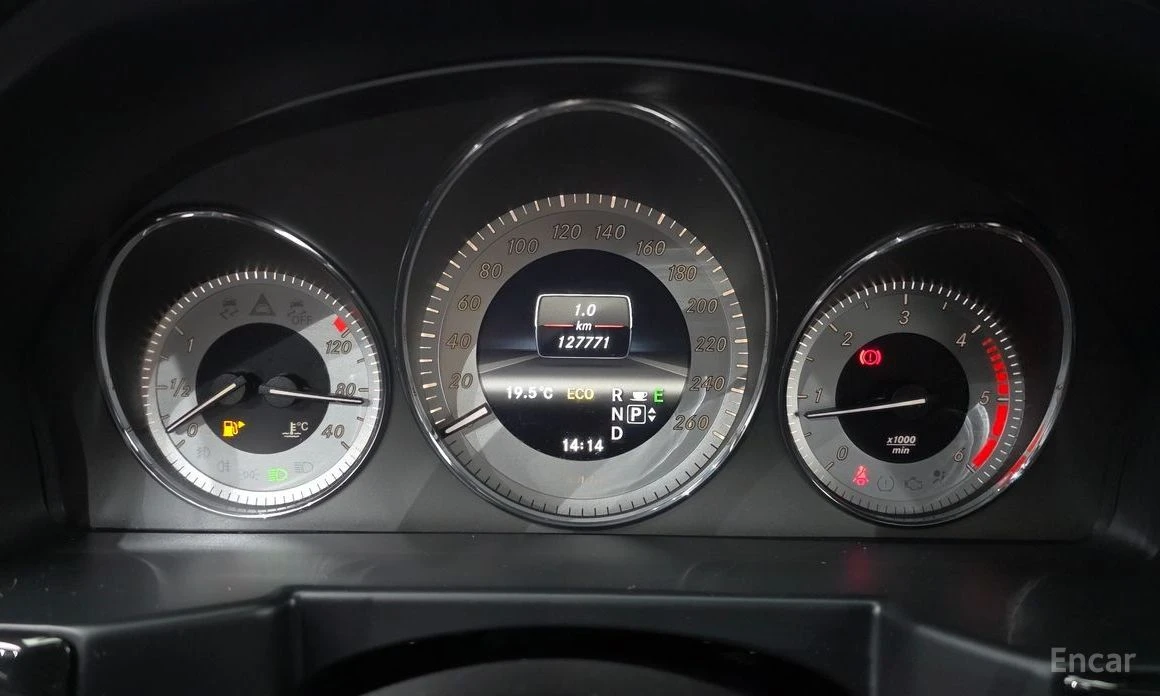 Mercedes-Benz GLK, снимка 8 - Автомобили и джипове - 53970848