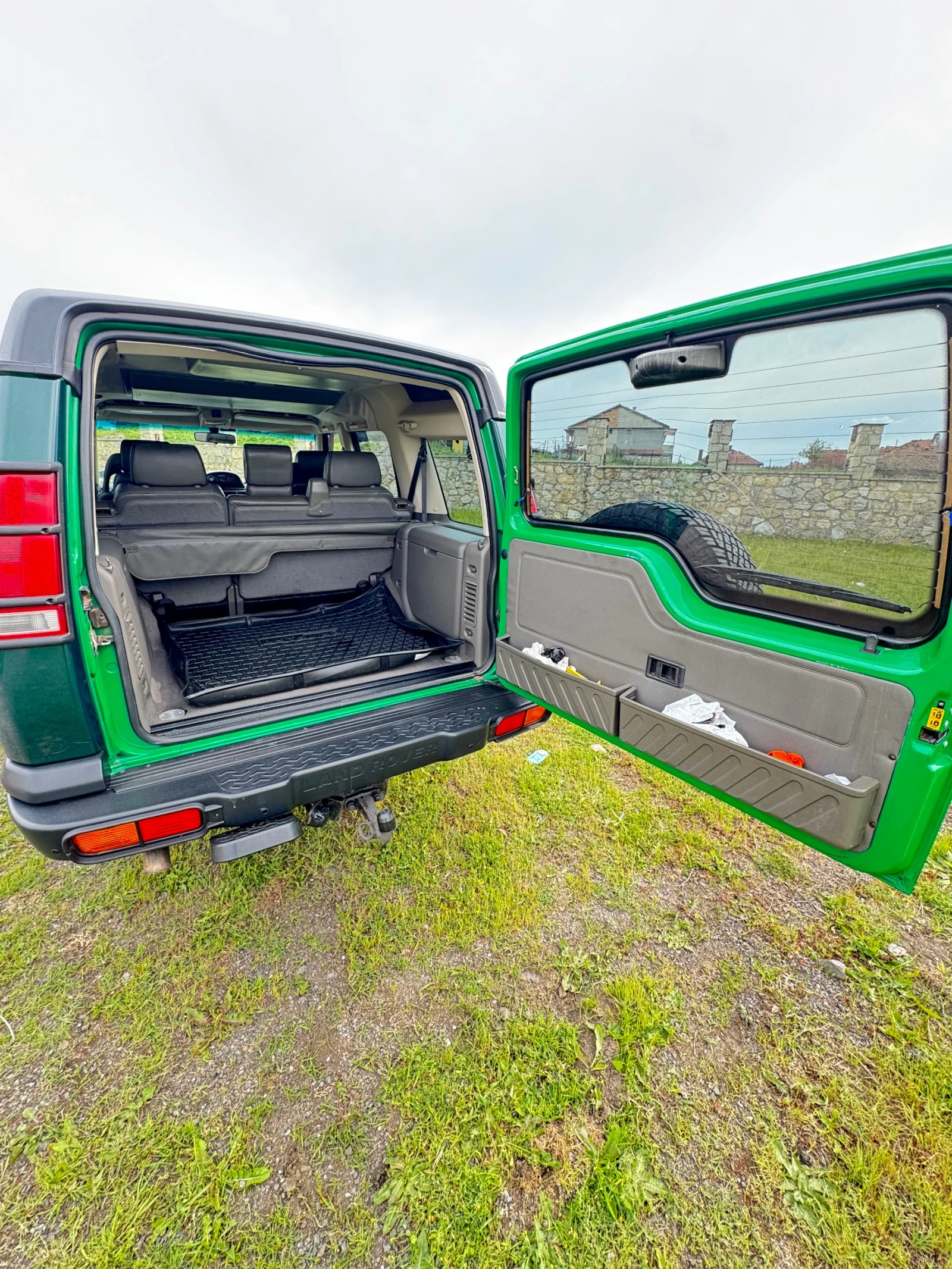 Land Rover Discovery 2.5 tdi, снимка 11 - Автомобили и джипове - 54986028