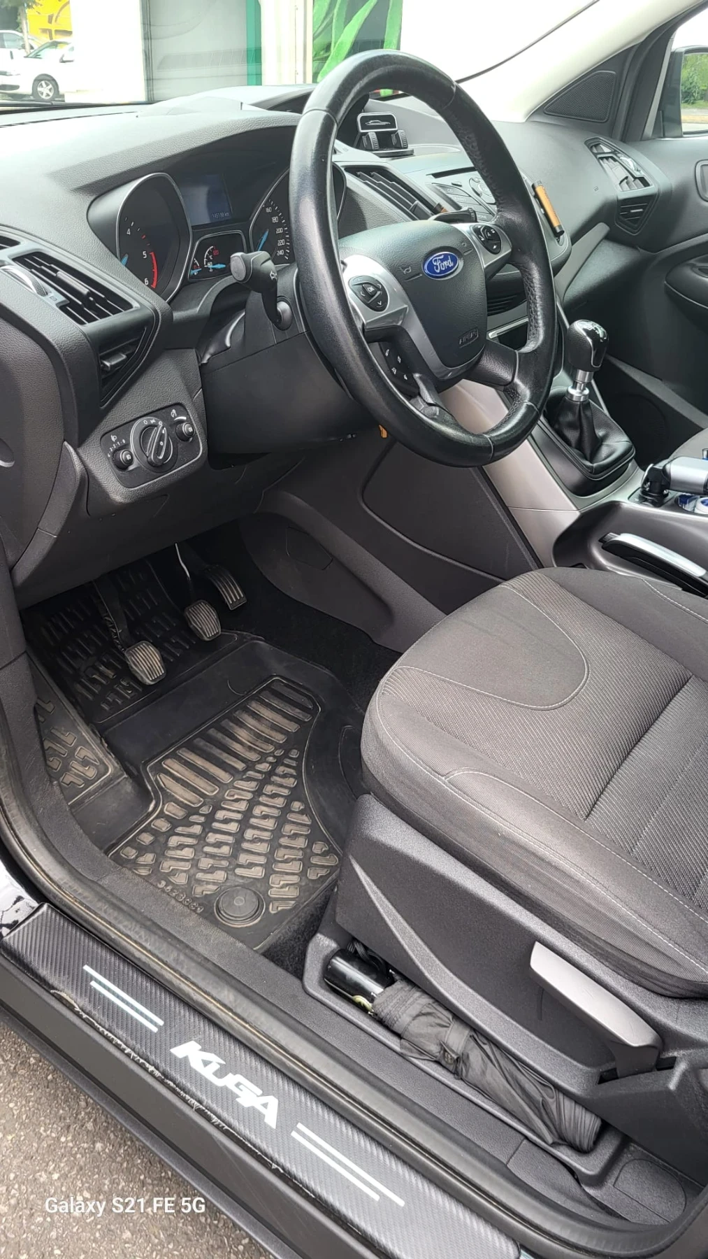 Ford Kuga, снимка 9 - Автомобили и джипове - 55578761