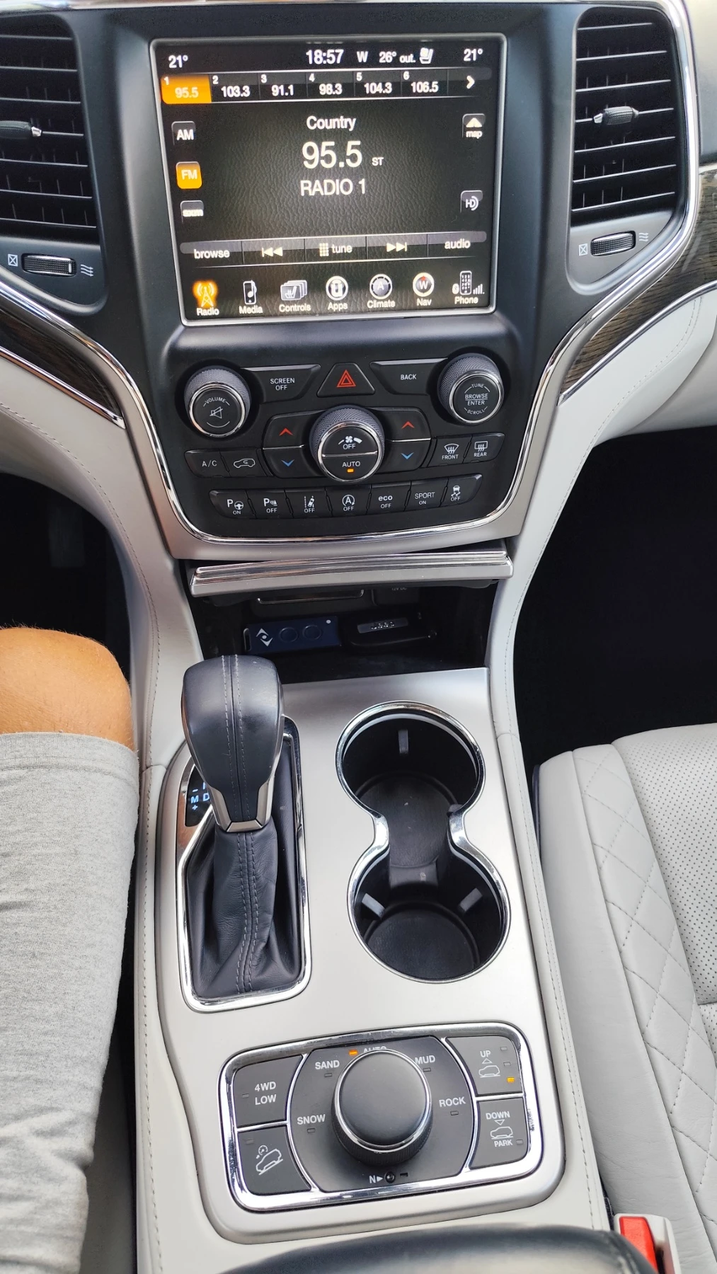 Jeep Grand cherokee Summit 3.6 + LPG, снимка 16 - Автомобили и джипове - 55667887