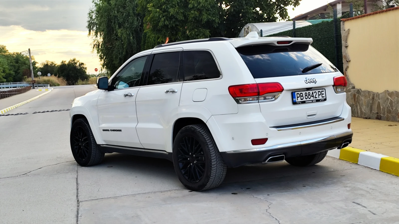 Jeep Grand cherokee Summit 3.6 + LPG, снимка 5 - Автомобили и джипове - 55667887