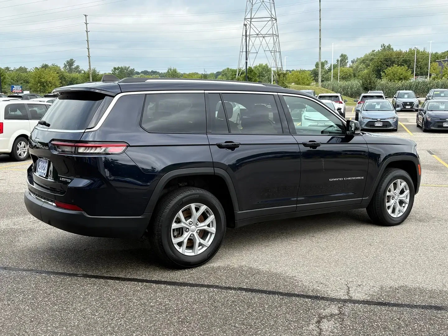 Jeep Grand cherokee LIMITED ЦЕНА ДО БЪЛГАРИЯ АВТОКРЕДИТ, снимка 4 - Автомобили и джипове - 55949858