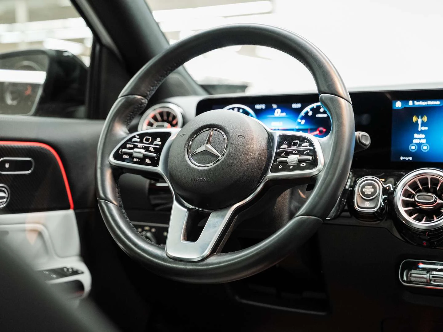 Mercedes-Benz GLA, снимка 10 - Автомобили и джипове - 56115281