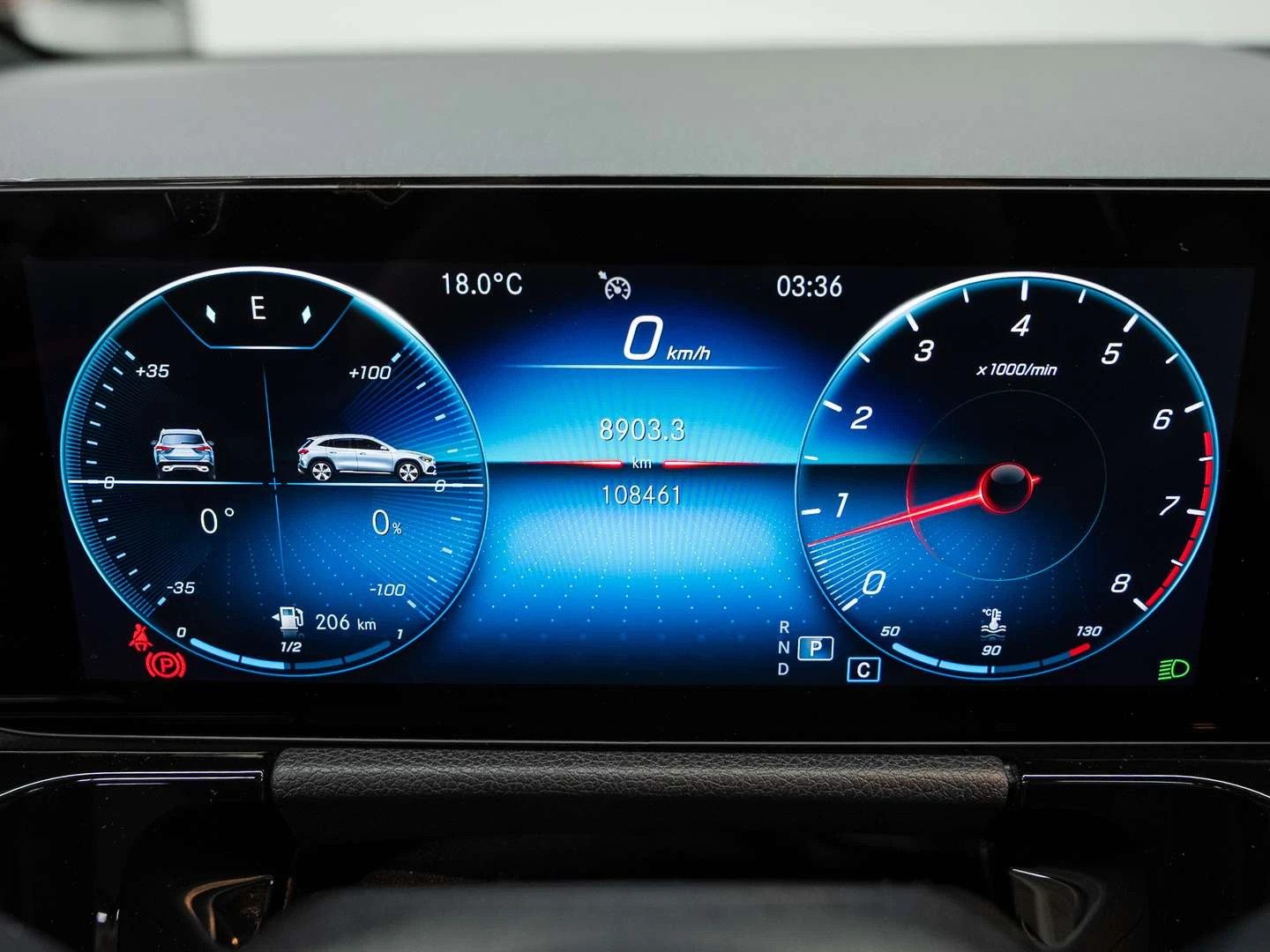 Mercedes-Benz GLA, снимка 11 - Автомобили и джипове - 56115281