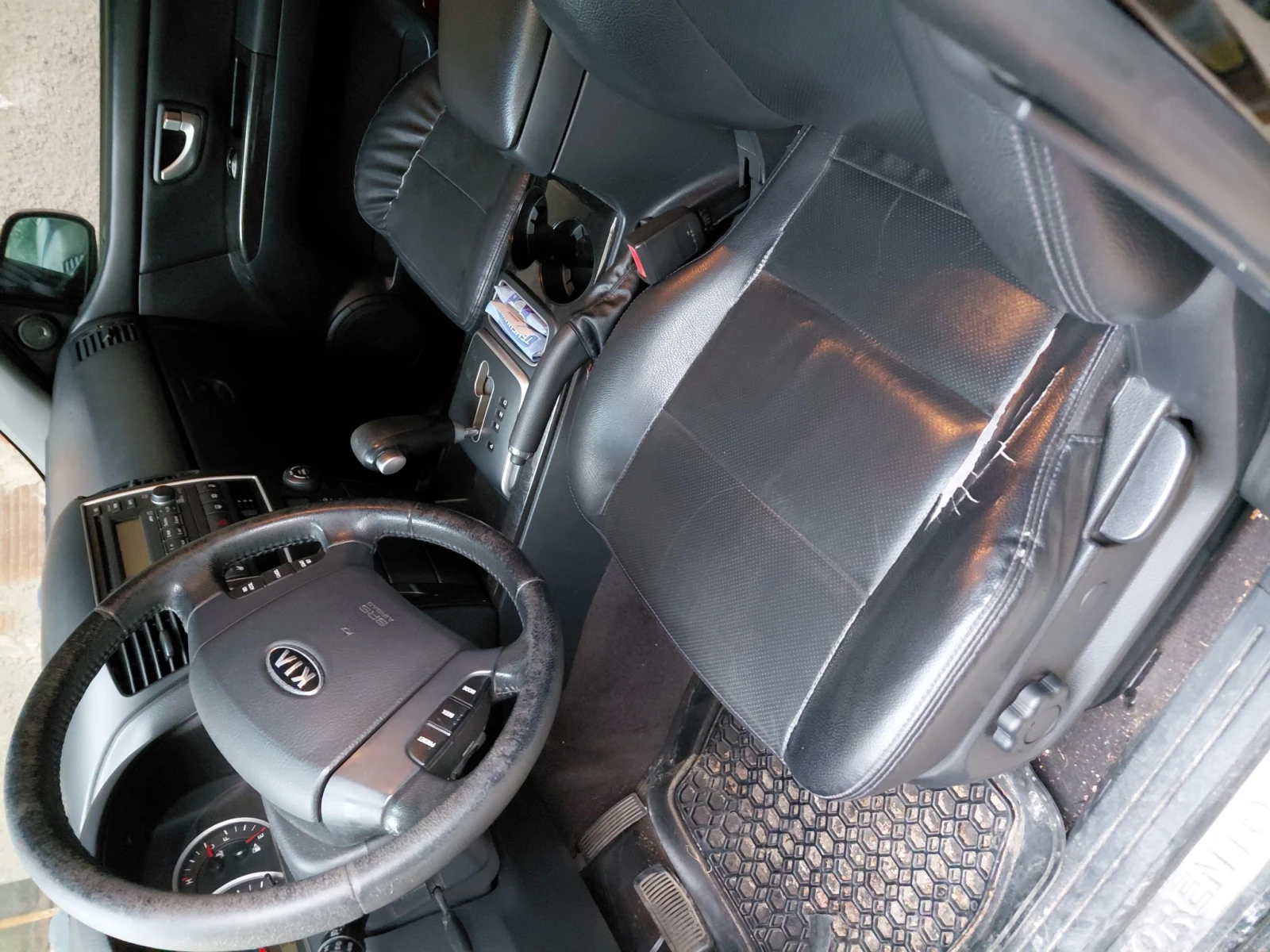 Kia Sorento, снимка 12 - Автомобили и джипове - 56194087