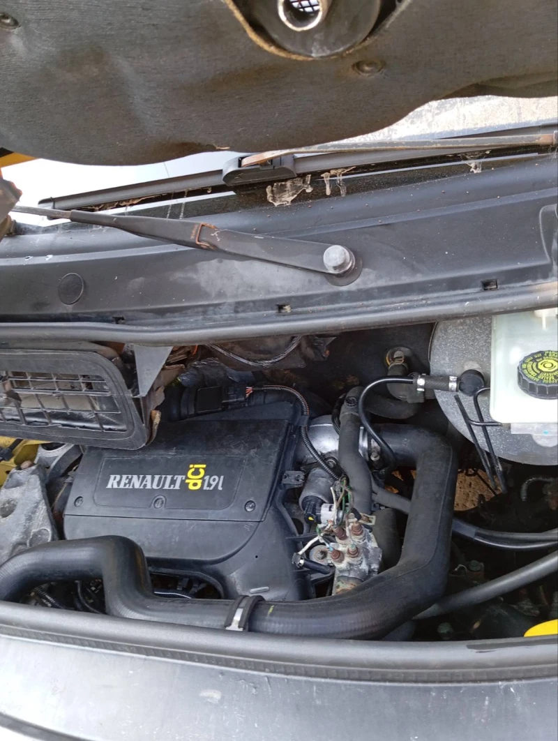 Renault Trafic 1, 9 DCI, снимка 15 - Бусове и автобуси - 48695166