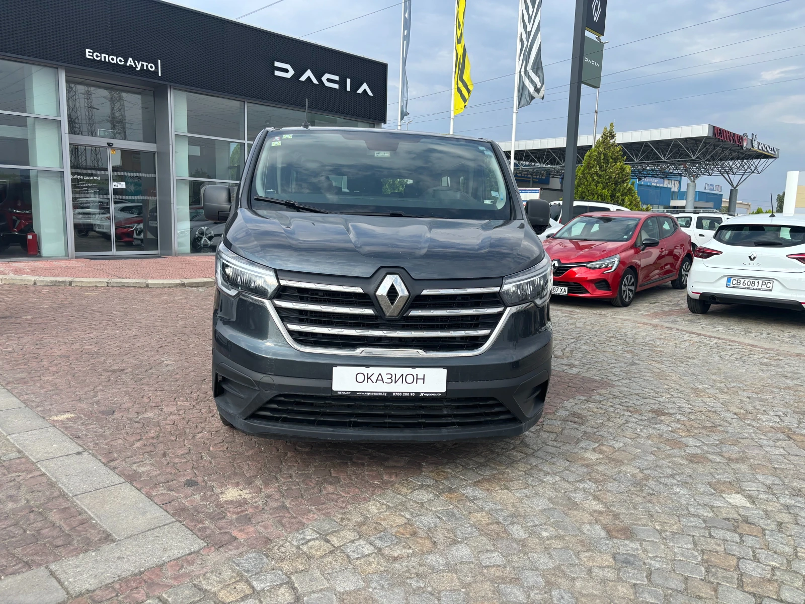 Renault Trafic 8+ 1 места Blue dCi 150 к.с. BVM6 - изображение 6