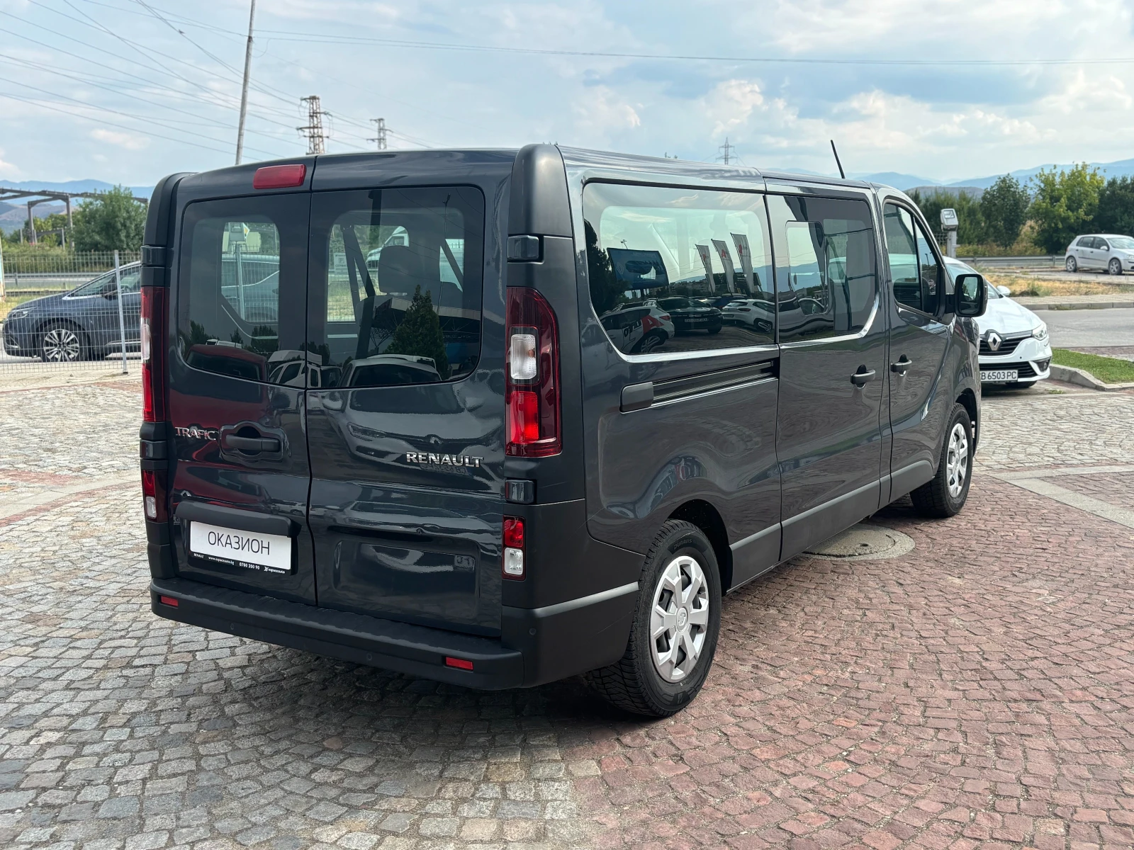 Renault Trafic 8+ 1 места Blue dCi 150 к.с. BVM6 - изображение 2