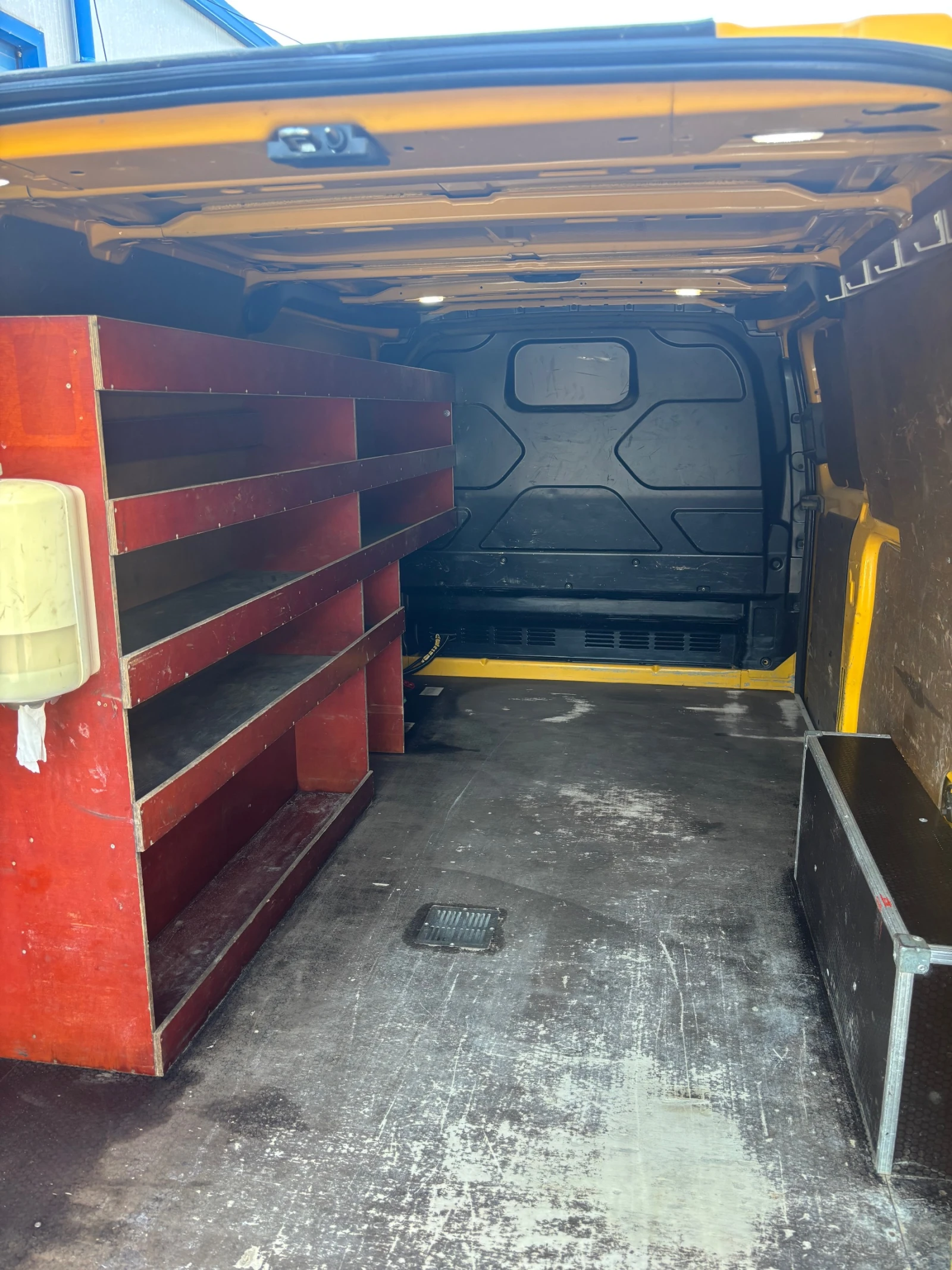 Ford Transit Custom 2.0 EcoBlue-105kc, снимка 7 - Бусове и автобуси - 55101540